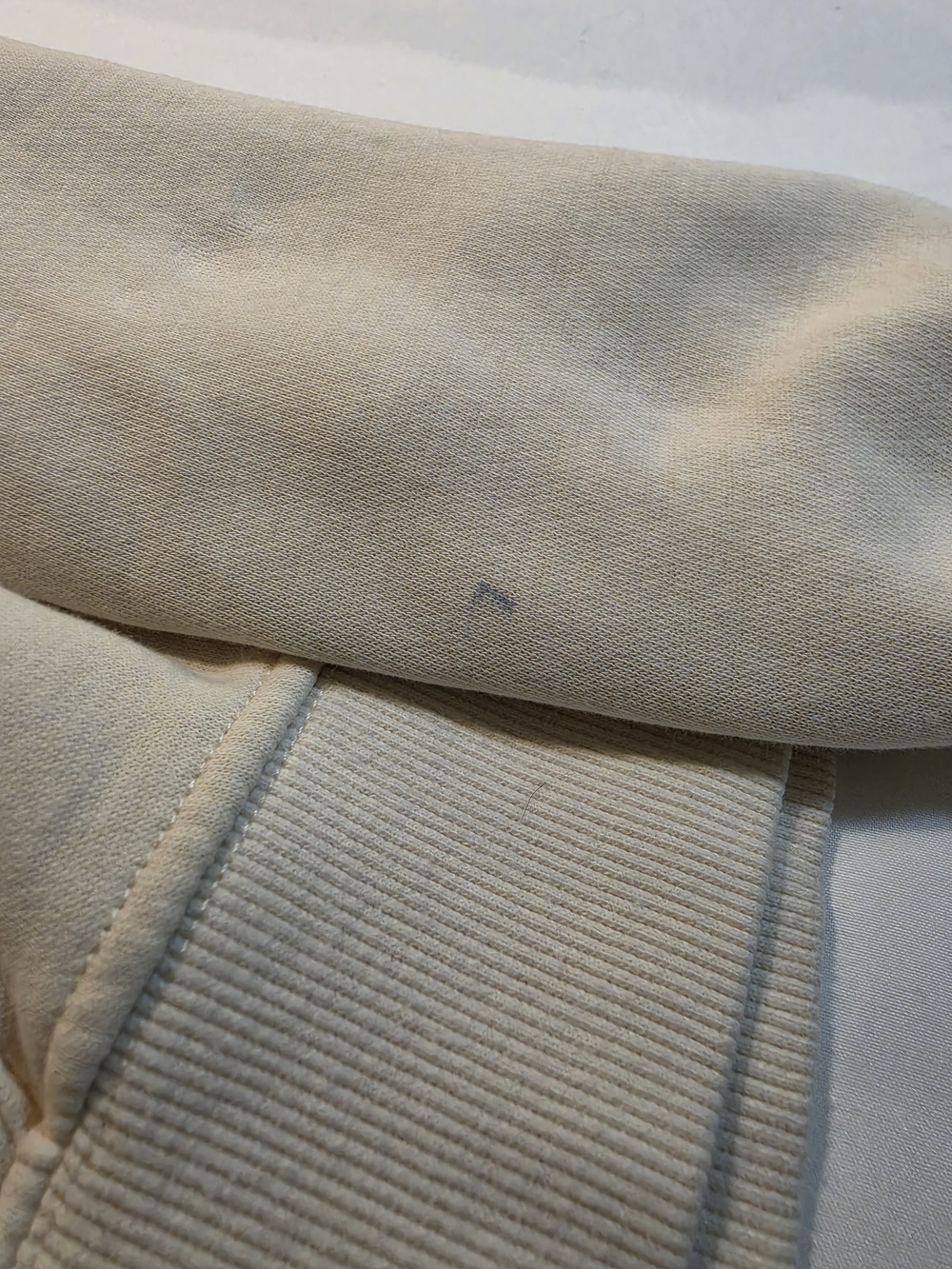 Taylor Swift Cream Crewneck Sweatshirt - The Eras Tour - Picture 6 of 7